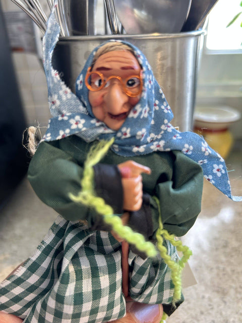 Opalina, The Kitchen Witch
