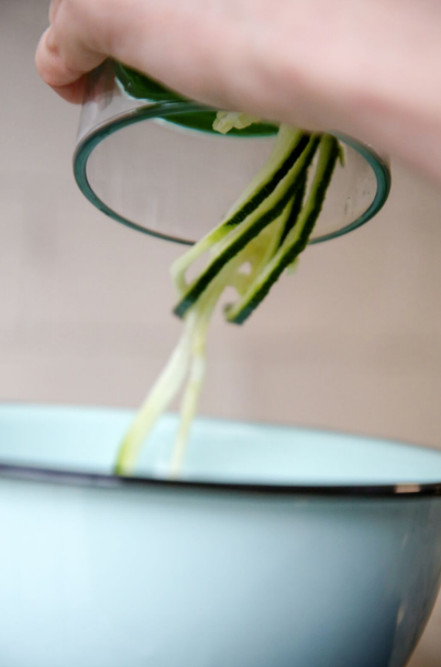 Handheld Spiralizer